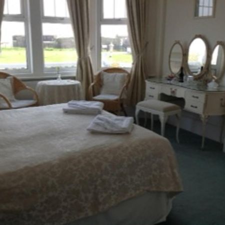 Bassets House Bed & Breakfast Eastbourne Dış mekan fotoğraf