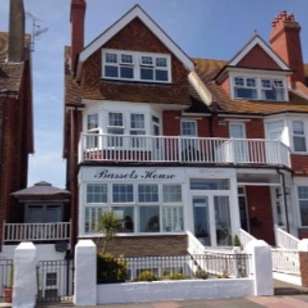 Bassets House Bed & Breakfast Eastbourne Dış mekan fotoğraf