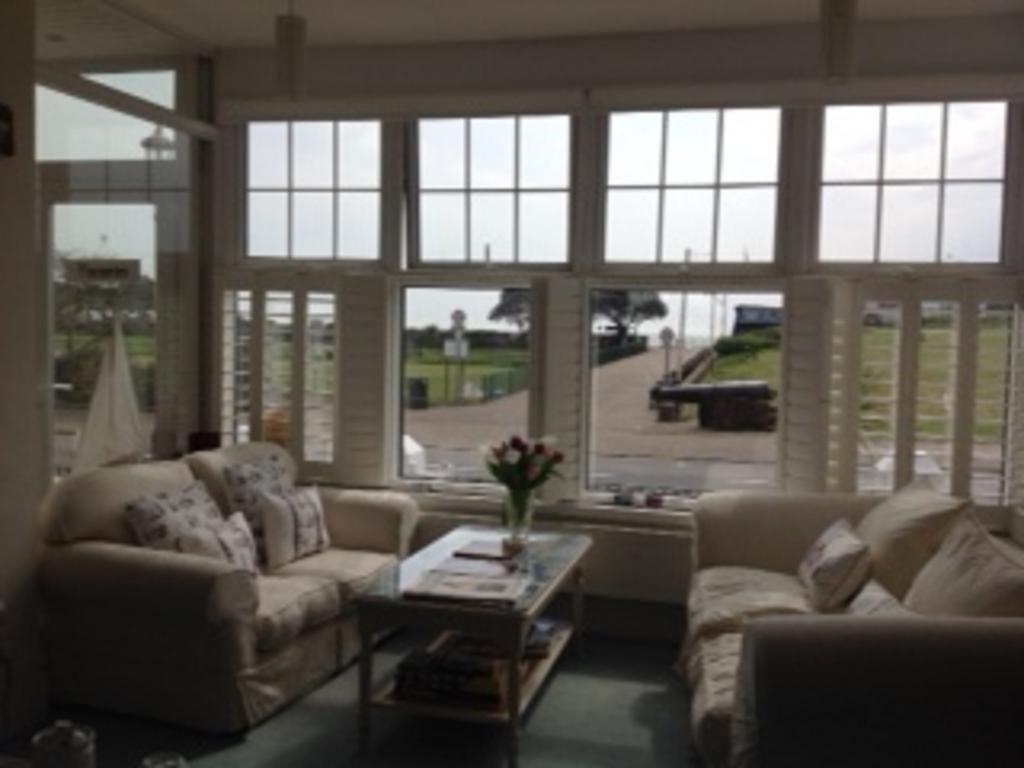 Bassets House Bed & Breakfast Eastbourne Dış mekan fotoğraf