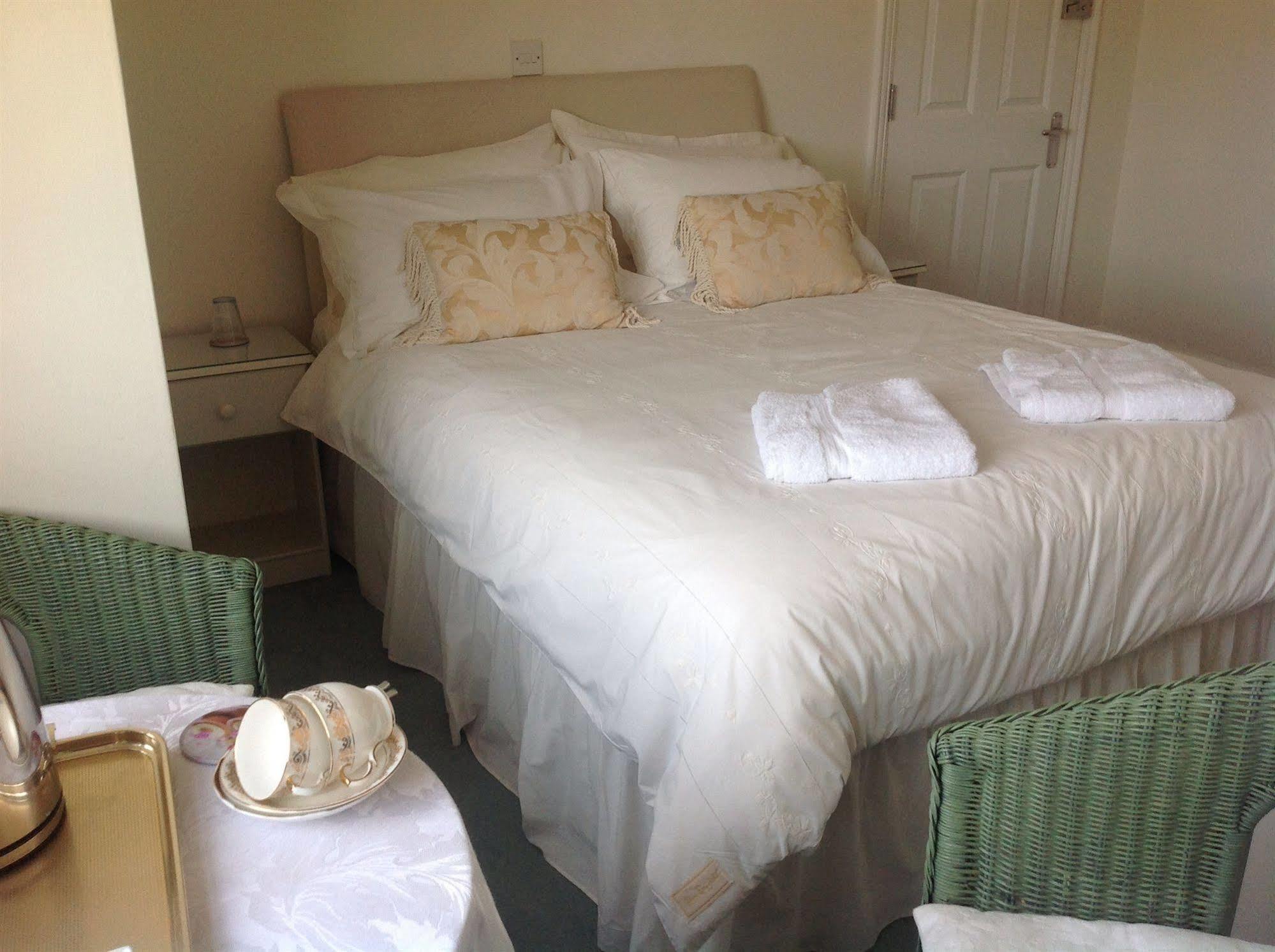 Bassets House Bed & Breakfast Eastbourne Dış mekan fotoğraf