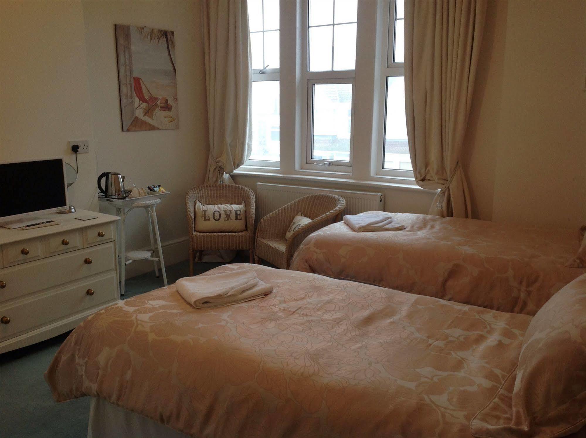Bassets House Bed & Breakfast Eastbourne Dış mekan fotoğraf